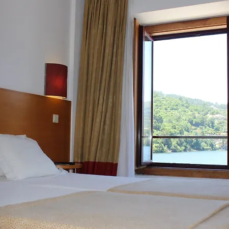 Hotell Douro Porto Antigo 4*