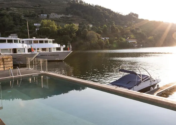 Douro Porto Antigo צ'ינפאס