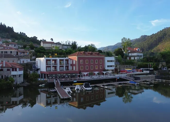 מלון Douro Porto Antigo 4*