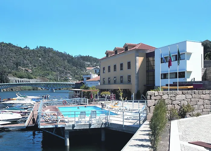 Douro Porto Antigo 호텔 친파에스