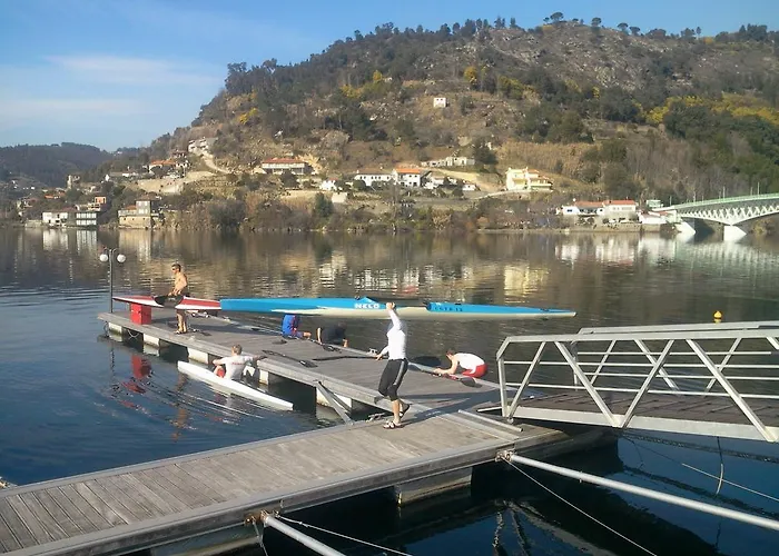 호텔 Douro Porto Antigo 4*